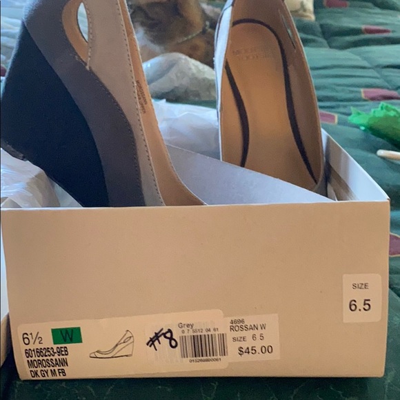 Wedge heel - Picture 2 of 2